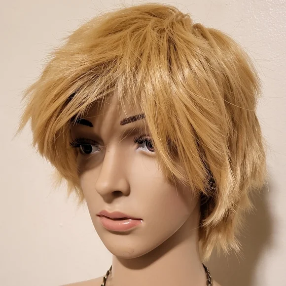 Short Layered Cut Wig - Blond - Picture 6 of 7